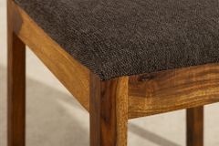 Massiver Stuhl MAKASSAR braun stone finish Sheeshamholz graubraun Strukturstoff