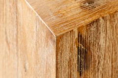 Massivholz Dekosäule COLUMNA 75cm Akazie teakgrau gekälkt Beistelltisch