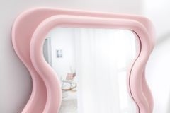 Design Wandspiegel CURVY 160cm rosa