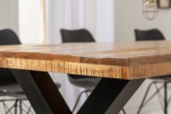 Massiver Esstisch IRON CRAFT 140cm Mangoholz schwarz Metall Industrial Design
