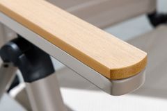Outdoor Gartenstuhl DESIGNO taupe Aluminium klappbar wetterfest Hochlehner