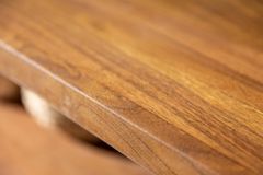 Massives TV-Board MAMMUT 160cm Akazie Honey Finish Metall Baumkante Lowboard
