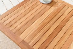 Massiver Gartenbeistelltisch EMPIRE TEAK 50cm natur Teakholz klappbar