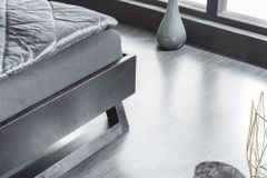 Design Bett SCORPION 180x200cm schwarz Mangoholz 3D Schnitzerei Massivholz Doppelbett