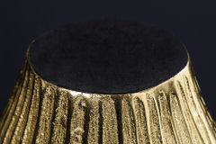 Handgefertigte Deko-Vase ELEGANCE 35cm gold antik Metall Hammerschlag Design