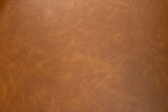 Chesterfield Stuhl CASTLE braun Kunstleder schwarz Massivholz mit Komfortgriff