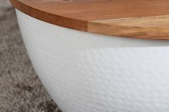 Runder Couchtisch ORIENT STORAGE 60cm weiß Akazienholz mit Stauraum Hammerschlag handmade