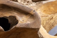 Runder Couchtisch ROOT 100cm natur Teak Massivholz aus Wurzelholz mit Glasplatte