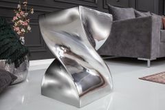 Skulp­tu­raler Beistelltisch TWIST 45cm silber Aluminium poliert Sitzhocker Modern Design