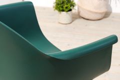 Nachhaltiger Design Stuhl UPCYCLING ME grün 75% Ocean Plastik Indoor Outdoor