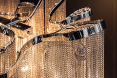 Extravagante Hängeleuchte ROYAL 120cm silber Hängelampe