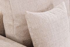 Modernes Ecksofa KENT 220cm champagner beige Chenille Cremona Federkern Wohnlandschaft mit Hocker