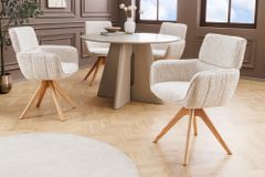 Drehbarer Stuhl UNIQUE beige Chenille Eichenholzbeine mit Armlehne