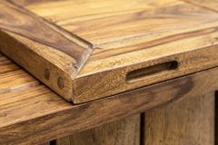 Handgearbeiteter Barschrank MOSAICO 130cm braun Sheeshamholz stone finish 3D Effekt