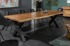 Vollmassiver Esstisch MAMMUT 220cm Akazie X-Gestell schwarz Metall Baumkante 6cm Tischplatte