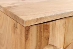 Hängendes TV-Board MYSTIC LIVING 160cm Akazie natur 3D Oberfläche Massivholz