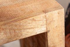 Handgearbeiteter Beistelltisch S 60cm Mango Massivholz mit Ablage variabel stellbar