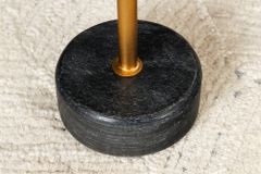 Runder Beistelltisch TRAYFUL 60cm gold Eisen schwarzer Marmorfuß handmade