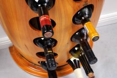 Massives Weinregal BODEGA 84cm natur Pinienholz Weinfass Barschrank für 14 Flaschen