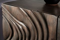 Massives Sideboard FLUID 175cm braun Mangoholz 3D-Design Kufengestell