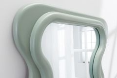 Design Wandspiegel CURVY 160cm salbeigrün