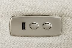 Elektrischer Kinosessel PRIORITY beige inkl. Kissen 360° drehbar mit USB-Anschluss