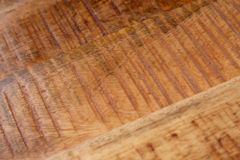 Massiver Beistelltisch FACTORY 45cm natur Mangoholz geflammt auf Rollen
