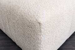 Moderner Hocker ROYAL 120cm champagner beige Bouclé Federkern Sitzhocker