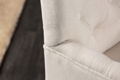 Eleganter Armlehnen Stuhl CASTLE beige mit Chesterfield Steppung im Landhausstil