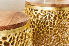 2er Set Filigraner Design Couchtisch ABSTRACT LEAF gold Akazienholz Handarbeit Metall rund