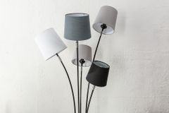 Design Stehlampe LEVELS 176cm schwarz grau mit 5 Leinenschirmen
