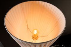 Moderne Design Stehlampe PARIS X 180cm weiß Stehleuchte