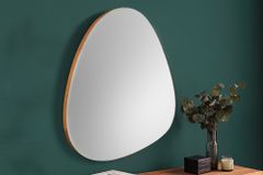 Moderner Wandspiegel NOEMI 70cm natur Eiche Massivholz handmade asymmetrisches Design