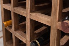 Massives Weinregal HEMINGWAY 56cm recyceltes Massivholz Weinschrank für 16 Flaschen