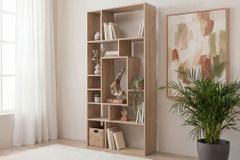 Massives Bücherregal CUBUS 180cm natur Mangoholz cream finish elf Fächer