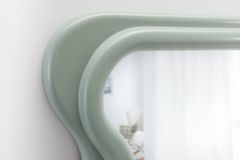 Design Wandspiegel CURVY 160cm salbeigrün