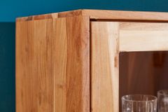 Massivholz Highboard MYSTIC LIVING 140cm Akazie natur Vitrine 3D-Oberfläche