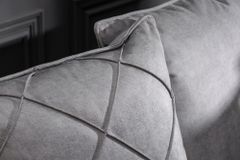 Modernes XXL Ecksofa DECADENCIA 320cm silbergrau Samt Bigsofa inkl. Kissen
