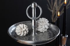 Design Etagere ORIENT 50cm silber im Wild Hammerschlag mit drei Etagen