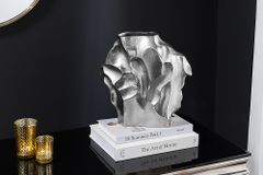 Handgefertigte Vase LIQUID 25cm silber Metall Hammerschlag Design