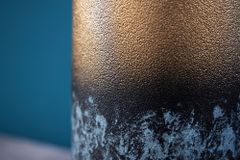 Dekorative Vase ABSTRACT 40cm gold Metall Patina handmade