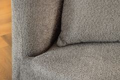 Modernes Sofa ATELIER 230cm grau Bouclé  3-Sitzer Couch inkl. Kissen