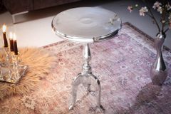 Eleganter Beistelltisch SAVOY 55cm silber poliert Dreibein mit runder Platte