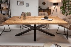 Massiver Industrial Esstisch GALAXIE 180cm Mangoholz sternenförmiges Gestell