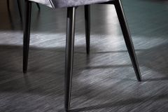 Design Stuhl MILANO grau Samt mit Armlehne Ziersteppung gepolstert schwarze Metallbeine