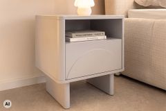 Nachttisch SAVOY 50cm kaschmir beige Keramik Marmor weiß Beistelltisch