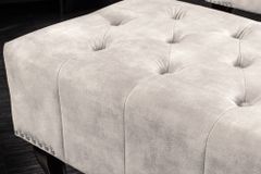 Design Sitzhocker CHESTERFIELD 80cm champagner beige Samt Knopfheftung Nietenbesatz