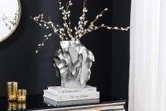 Handgefertigte Vase LIQUID 25cm silber Metall Hammerschlag Design