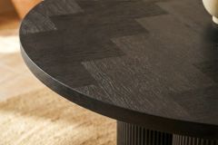 Design Esstisch BABYLON 120cm schwarz Fischgrät Eiche rund mit drei Säulenfüßen