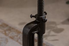 Höhenverstellbarer Beistelltisch ENGINEER 30cm Mangoholz Industrial Design massiv rund Eisen